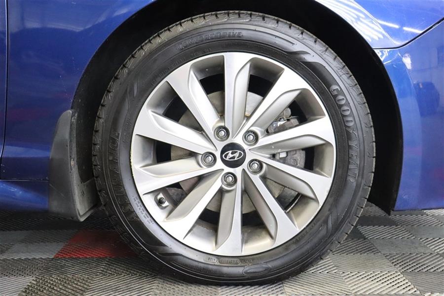 2015 Hyundai Sonata SPORT, available for sale in Paterson, New Jersey | Fast Track Motors. Paterson, New Jersey 2015 Hyundai Sonata SPORT, available for sale in Paterson, New Jersey | Fast Track Motors. Paterson, New Jersey