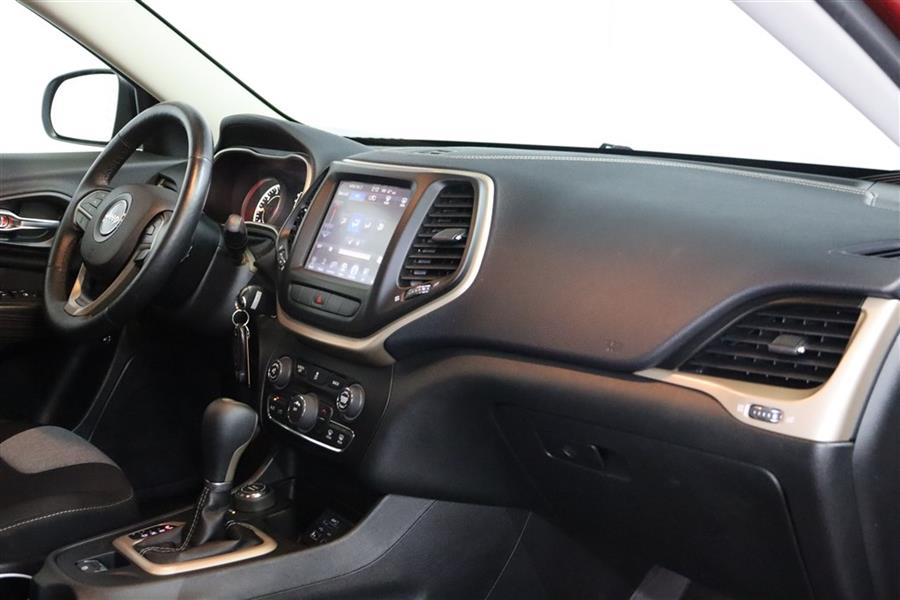 2014 Jeep Cherokee LATITUDE, available for sale in Paterson, New Jersey | Fast Track Motors. Paterson, New Jersey 2014 Jeep Cherokee LATITUDE, available for sale in Paterson, New Jersey | Fast Track Motors. Paterson, New Jersey