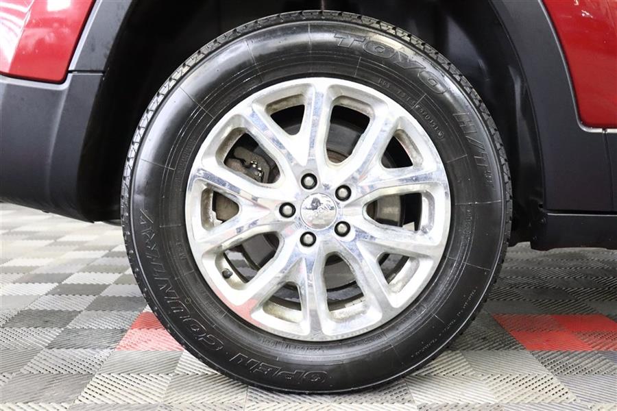 2014 Jeep Cherokee LATITUDE, available for sale in Paterson, New Jersey | Fast Track Motors. Paterson, New Jersey 2014 Jeep Cherokee LATITUDE, available for sale in Paterson, New Jersey | Fast Track Motors. Paterson, New Jersey