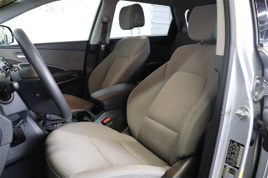 2016 Hyundai Santa Fe SE 7 PASS, available for sale in Paterson, New Jersey | Fast Track Motors. Paterson, New Jersey 2016 Hyundai Santa Fe SE 7 PASS, available for sale in Paterson, New Jersey | Fast Track Motors. Paterson, New Jersey