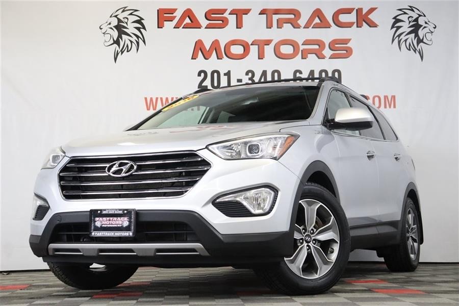 2016 Hyundai Santa Fe SE 7 PASS, available for sale in Paterson, New Jersey | Fast Track Motors. Paterson, New Jersey