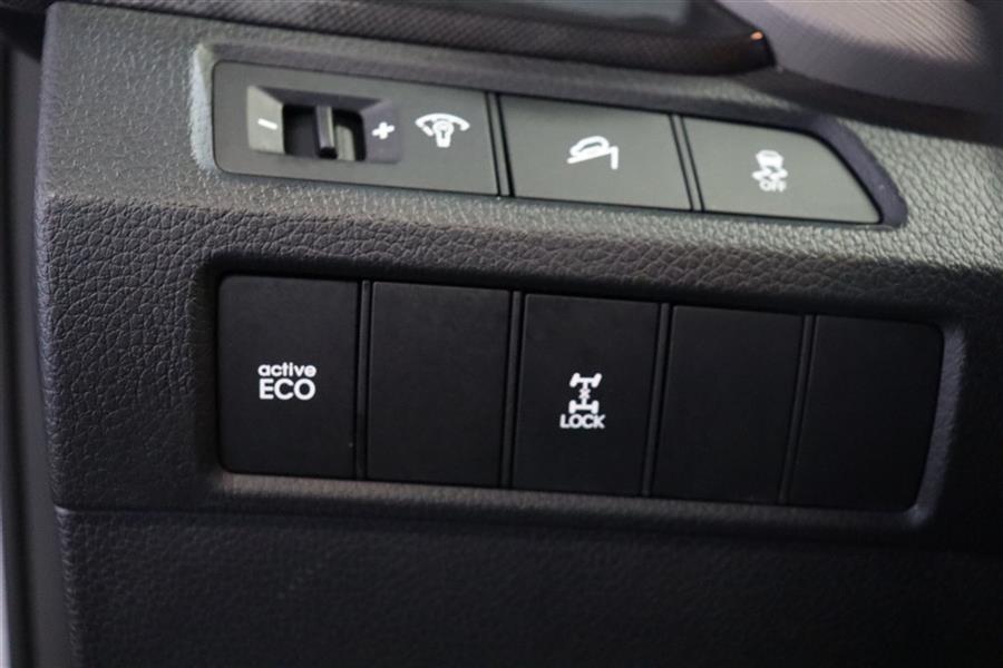 2016 Hyundai Santa Fe SE 7 PASS, available for sale in Paterson, New Jersey | Fast Track Motors. Paterson, New Jersey 2016 Hyundai Santa Fe SE 7 PASS, available for sale in Paterson, New Jersey | Fast Track Motors. Paterson, New Jersey