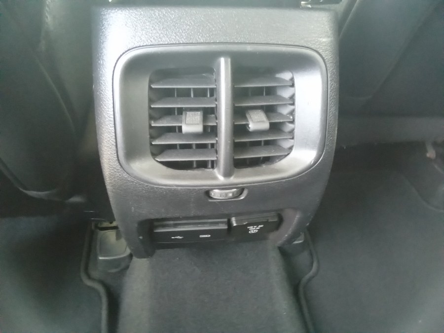 2020 Jeep Cherokee Limited 4x4, available for sale in Irvington, New Jersey | NJ Used Cars Center. Irvington, New Jersey 2020 Jeep Cherokee Limited 4x4, available for sale in Irvington, New Jersey | NJ Used Cars Center. Irvington, New Jersey