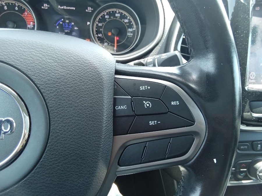 2020 Jeep Cherokee Limited 4x4, available for sale in Irvington, New Jersey | NJ Used Cars Center. Irvington, New Jersey 2020 Jeep Cherokee Limited 4x4, available for sale in Irvington, New Jersey | NJ Used Cars Center. Irvington, New Jersey
