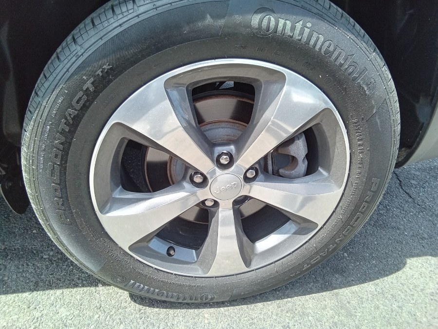 2020 Jeep Cherokee Limited 4x4, available for sale in Irvington, New Jersey | NJ Used Cars Center. Irvington, New Jersey 2020 Jeep Cherokee Limited 4x4, available for sale in Irvington, New Jersey | NJ Used Cars Center. Irvington, New Jersey