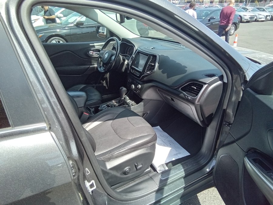 2020 Jeep Cherokee Limited 4x4, available for sale in Irvington, New Jersey | NJ Used Cars Center. Irvington, New Jersey 2020 Jeep Cherokee Limited 4x4, available for sale in Irvington, New Jersey | NJ Used Cars Center. Irvington, New Jersey