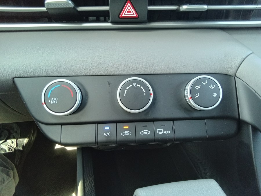 2021 Hyundai Elantra SE IVT, available for sale in Irvington, New Jersey | NJ Used Cars Center. Irvington, New Jersey 2021 Hyundai Elantra SE IVT, available for sale in Irvington, New Jersey | NJ Used Cars Center. Irvington, New Jersey