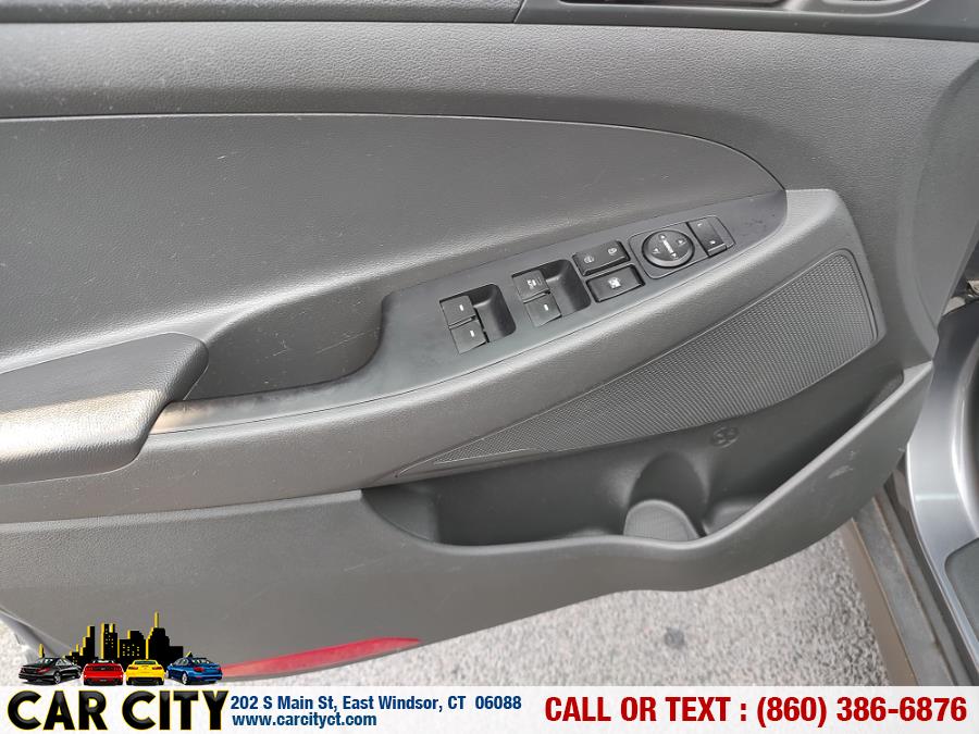 2016 Hyundai Tucson AWD 4dr SE, available for sale in East Windsor, Connecticut | Car City LLC. East Windsor, Connecticut 2016 Hyundai Tucson AWD 4dr SE, available for sale in East Windsor, Connecticut | Car City LLC. East Windsor, Connecticut
