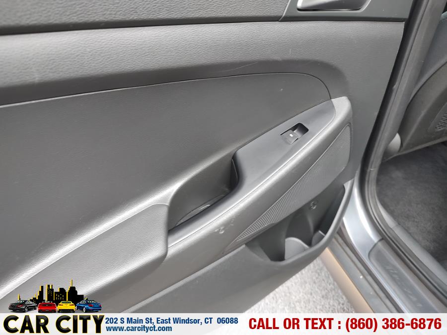 2016 Hyundai Tucson AWD 4dr SE, available for sale in East Windsor, Connecticut | Car City LLC. East Windsor, Connecticut 2016 Hyundai Tucson AWD 4dr SE, available for sale in East Windsor, Connecticut | Car City LLC. East Windsor, Connecticut