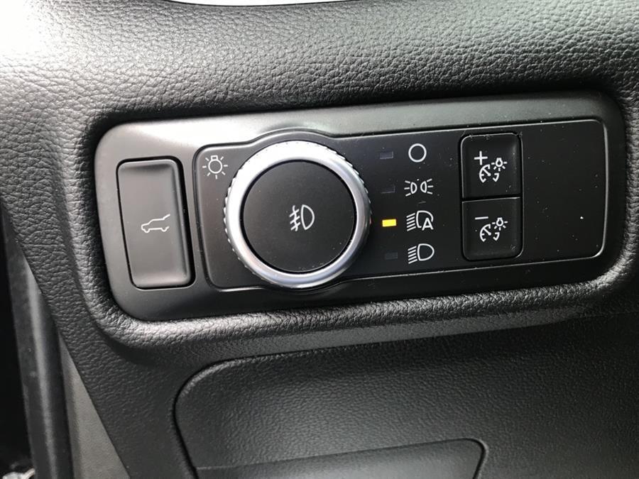 2020 Ford Explorer XLT, available for sale in Jamaica, New York | Hillside Auto Outlet. Jamaica, New York 2020 Ford Explorer XLT, available for sale in Jamaica, New York | Hillside Auto Outlet. Jamaica, New York