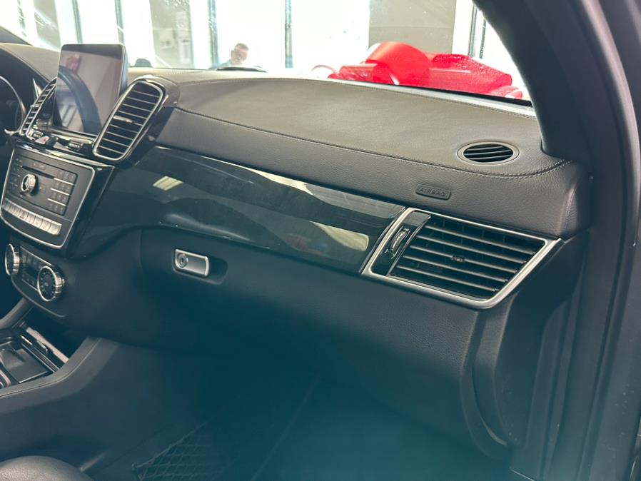 2019 Mercedes-Benz GLE AMG GLE 43 4MATIC Coupe, available for sale in Inwood, New York | 5 Towns Drive. Inwood, New York 2019 Mercedes-Benz GLE AMG GLE 43 4MATIC Coupe, available for sale in Inwood, New York | 5 Towns Drive. Inwood, New York