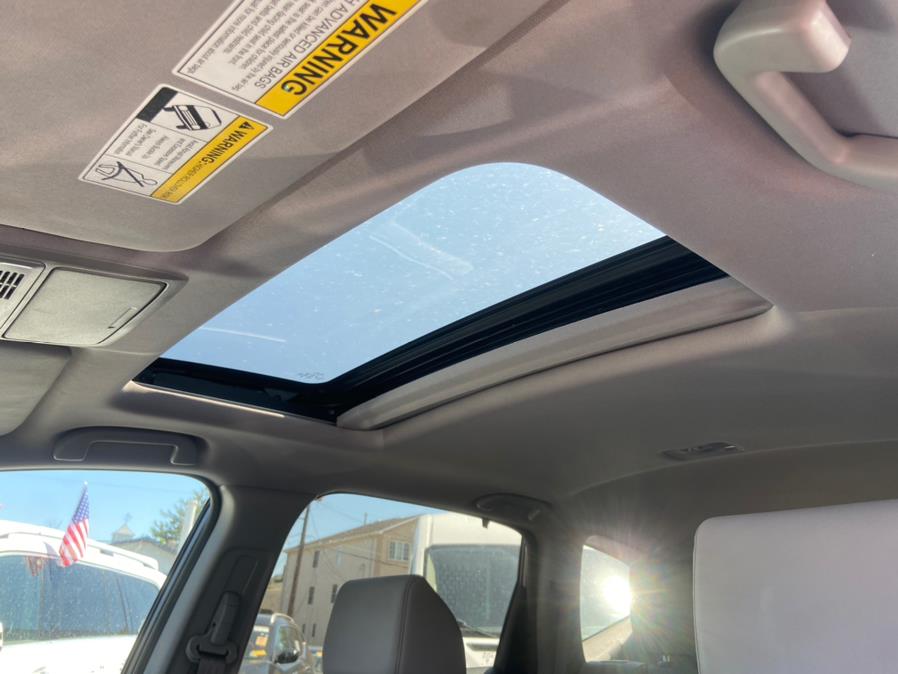 2019 Honda CR-V Touring AWD, available for sale in Linden, New Jersey | Champion Auto Sales. Linden, New Jersey 2019 Honda CR-V Touring AWD, available for sale in Linden, New Jersey | Champion Auto Sales. Linden, New Jersey