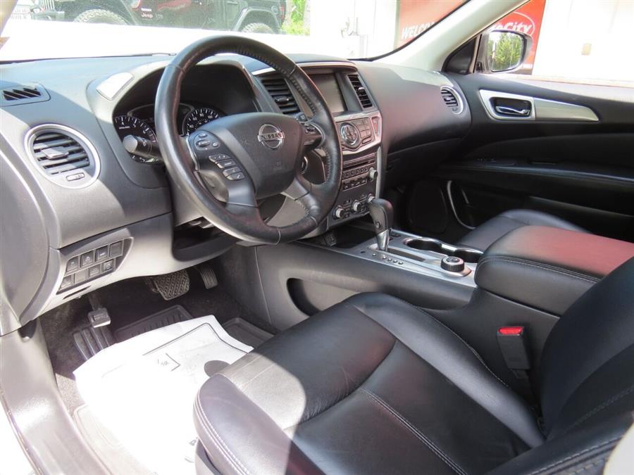 2019 Nissan Pathfinder SL 4x4 4dr SUV, available for sale in Auburn, Maine | Lake City Exports Inc. Auburn, Maine 2019 Nissan Pathfinder SL 4x4 4dr SUV, available for sale in Auburn, Maine | Lake City Exports Inc. Auburn, Maine