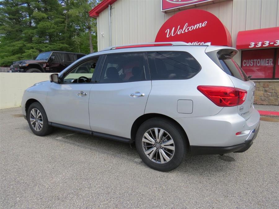 2019 Nissan Pathfinder SL 4x4 4dr SUV, available for sale in Auburn, Maine | Lake City Exports Inc. Auburn, Maine 2019 Nissan Pathfinder SL 4x4 4dr SUV, available for sale in Auburn, Maine | Lake City Exports Inc. Auburn, Maine