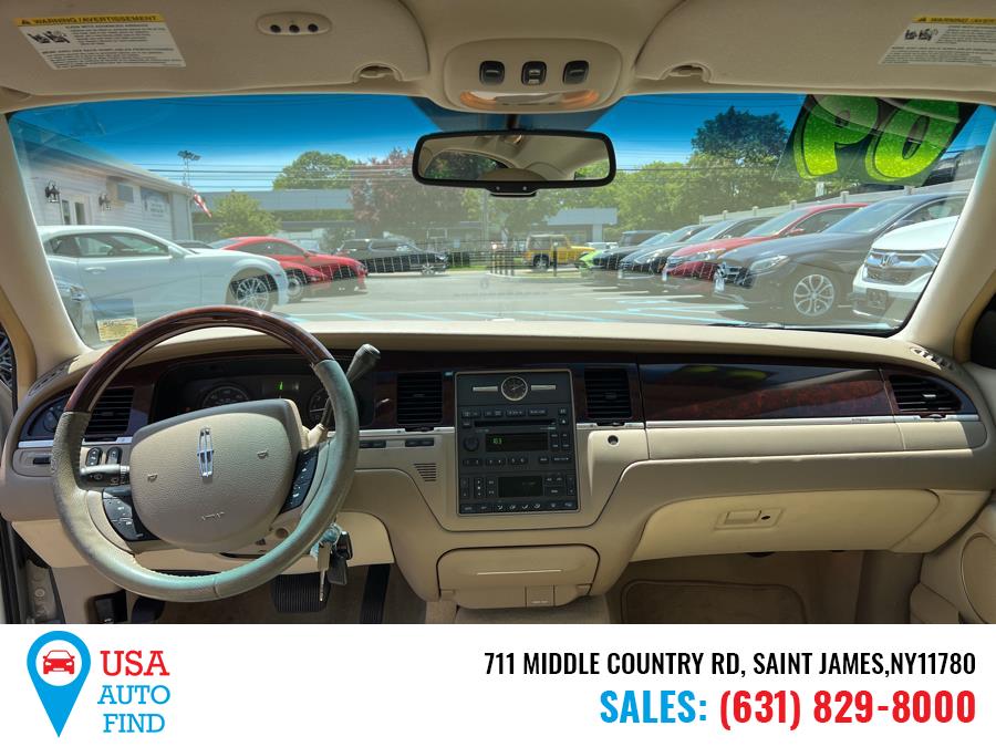 2006 Lincoln Town Car 4dr Sdn Signature Limited, available for sale in Saint James, New York | USA Auto Find. Saint James, New York 2006 Lincoln Town Car 4dr Sdn Signature Limited, available for sale in Saint James, New York | USA Auto Find. Saint James, New York