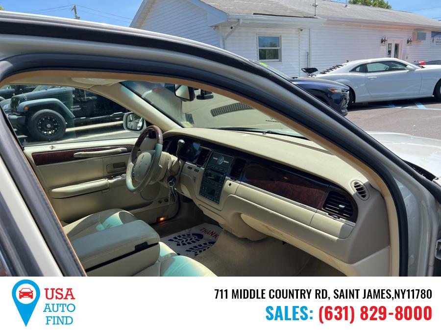 2006 Lincoln Town Car 4dr Sdn Signature Limited, available for sale in Saint James, New York | USA Auto Find. Saint James, New York 2006 Lincoln Town Car 4dr Sdn Signature Limited, available for sale in Saint James, New York | USA Auto Find. Saint James, New York