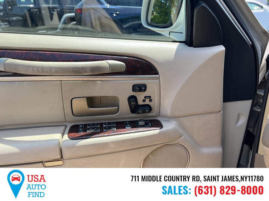 2006 Lincoln Town Car 4dr Sdn Signature Limited, available for sale in Saint James, New York | USA Auto Find. Saint James, New York 2006 Lincoln Town Car 4dr Sdn Signature Limited, available for sale in Saint James, New York | USA Auto Find. Saint James, New York