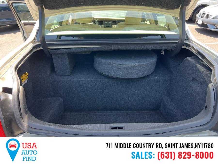 2006 Lincoln Town Car 4dr Sdn Signature Limited, available for sale in Saint James, New York | USA Auto Find. Saint James, New York 2006 Lincoln Town Car 4dr Sdn Signature Limited, available for sale in Saint James, New York | USA Auto Find. Saint James, New York