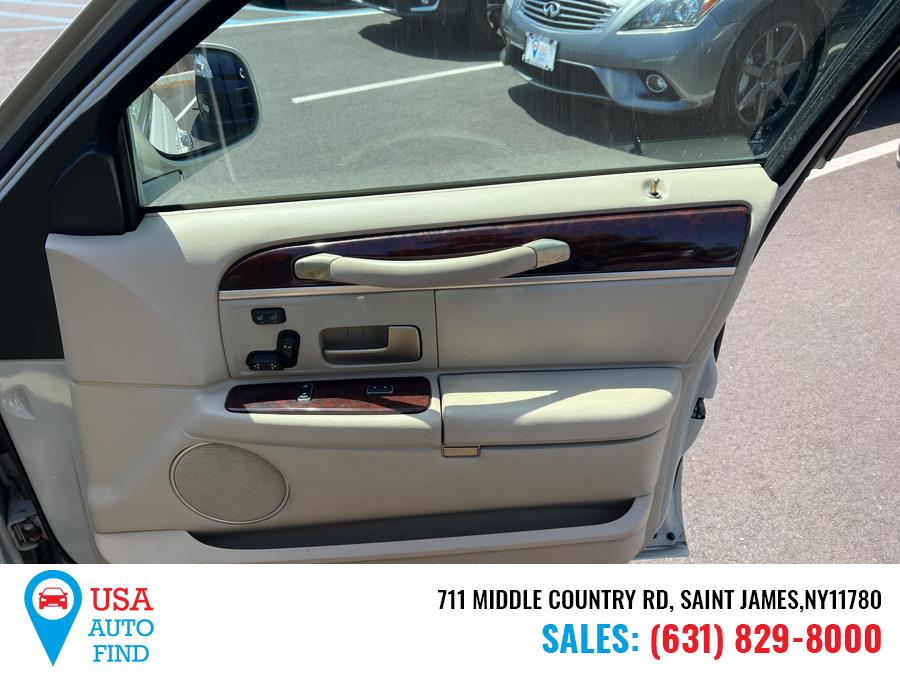 2006 Lincoln Town Car 4dr Sdn Signature Limited, available for sale in Saint James, New York | USA Auto Find. Saint James, New York 2006 Lincoln Town Car 4dr Sdn Signature Limited, available for sale in Saint James, New York | USA Auto Find. Saint James, New York