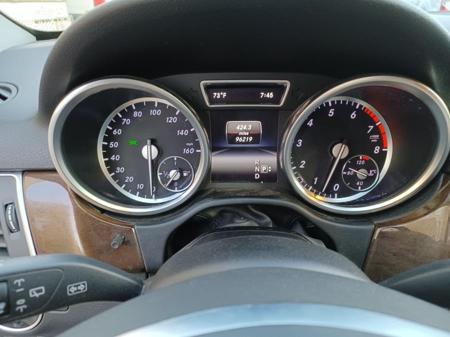 2014 Mercedes-Benz M-Class 4MATIC 4dr ML 350, available for sale in Irvington, New Jersey | Elis Motors Corp. Irvington, New Jersey 2014 Mercedes-Benz M-Class 4MATIC 4dr ML 350, available for sale in Irvington, New Jersey | Elis Motors Corp. Irvington, New Jersey