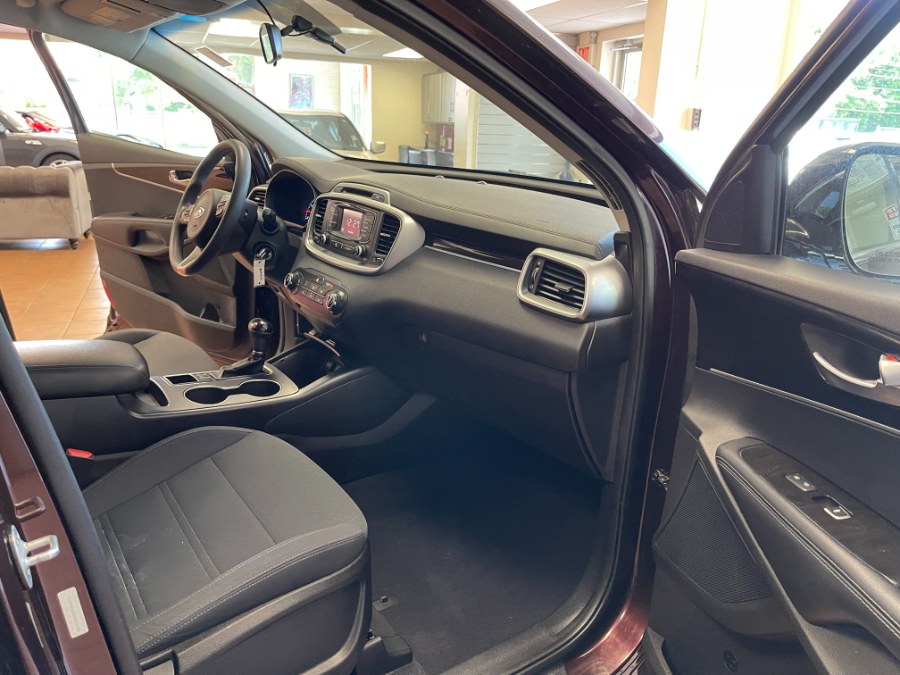 2016 Kia Sorento AWD 4dr 2.4L LX, available for sale in Suffern, New York | Rockland Motor Sport. Suffern, New York 2016 Kia Sorento AWD 4dr 2.4L LX, available for sale in Suffern, New York | Rockland Motor Sport. Suffern, New York