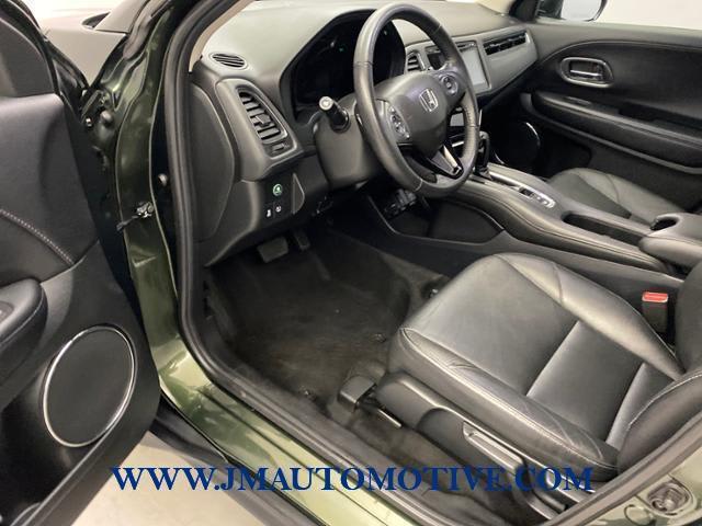 2016 Honda Hr-v AWD 4dr CVT EX-L w/Navi, available for sale in Naugatuck, Connecticut | J&M Automotive Sls&Svc LLC. Naugatuck, Connecticut 2016 Honda Hr-v AWD 4dr CVT EX-L w/Navi, available for sale in Naugatuck, Connecticut | J&M Automotive Sls&Svc LLC. Naugatuck, Connecticut