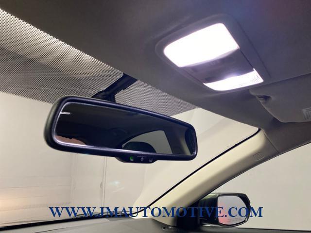 2016 Honda Hr-v AWD 4dr CVT EX-L w/Navi, available for sale in Naugatuck, Connecticut | J&M Automotive Sls&Svc LLC. Naugatuck, Connecticut 2016 Honda Hr-v AWD 4dr CVT EX-L w/Navi, available for sale in Naugatuck, Connecticut | J&M Automotive Sls&Svc LLC. Naugatuck, Connecticut