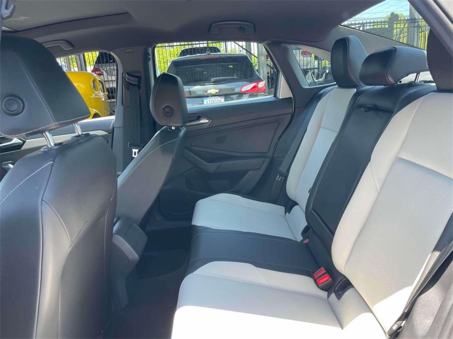 2019 Volkswagen Jetta R-Line, available for sale in Wantagh, New York | Wantagh Certified. Wantagh, New York 2019 Volkswagen Jetta R-Line, available for sale in Wantagh, New York | Wantagh Certified. Wantagh, New York
