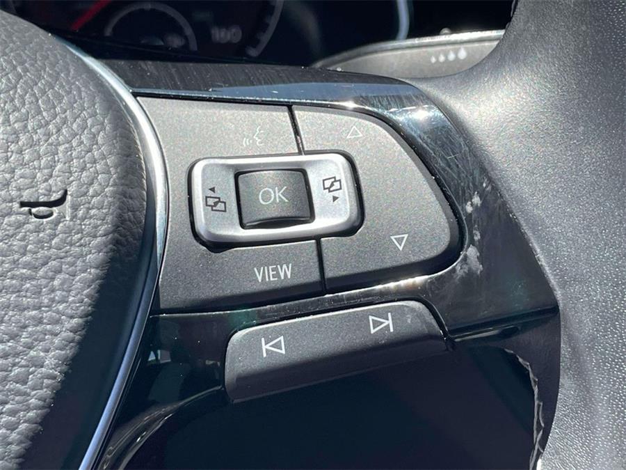 2019 Volkswagen Jetta R-Line, available for sale in Wantagh, New York | Wantagh Certified. Wantagh, New York 2019 Volkswagen Jetta R-Line, available for sale in Wantagh, New York | Wantagh Certified. Wantagh, New York