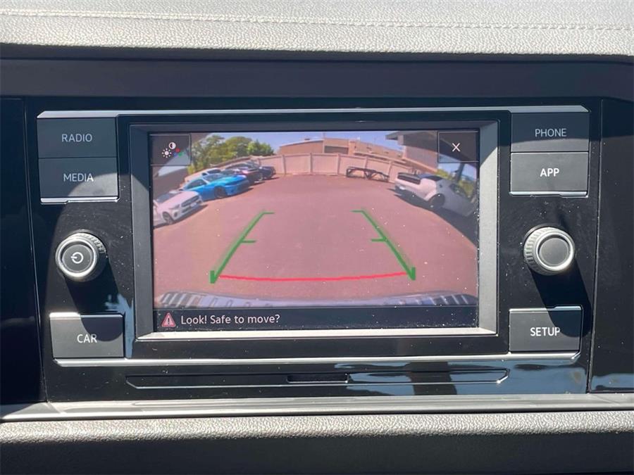 2019 Volkswagen Jetta R-Line, available for sale in Wantagh, New York | Wantagh Certified. Wantagh, New York 2019 Volkswagen Jetta R-Line, available for sale in Wantagh, New York | Wantagh Certified. Wantagh, New York