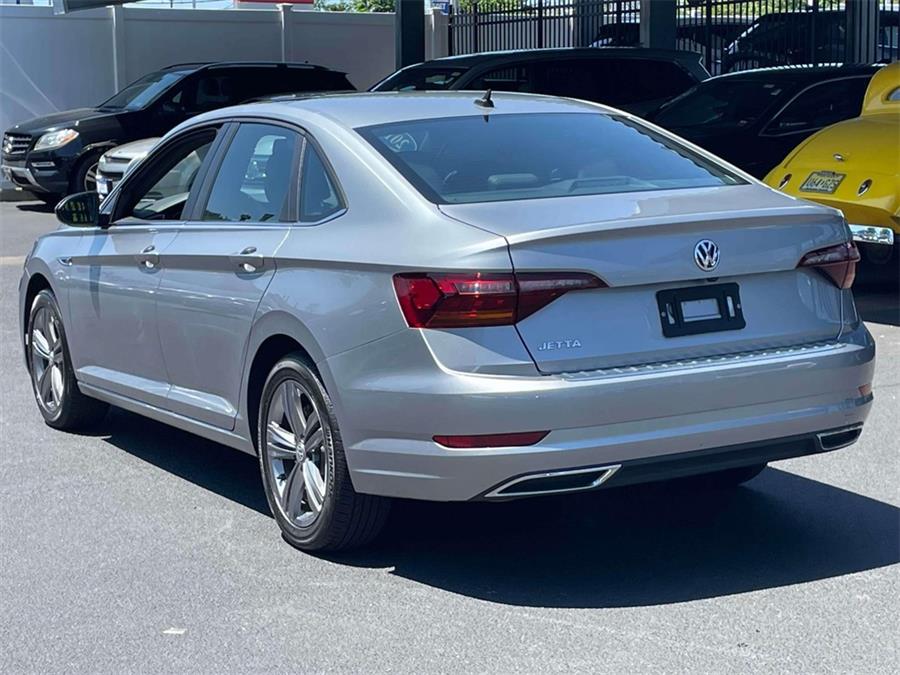 2019 Volkswagen Jetta R-Line, available for sale in Wantagh, New York | Wantagh Certified. Wantagh, New York 2019 Volkswagen Jetta R-Line, available for sale in Wantagh, New York | Wantagh Certified. Wantagh, New York
