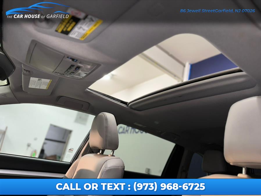 2019 Toyota Highlander XLE V6 AWD (Natl), available for sale in Wayne, New Jersey | Car House Of Garfield. Wayne, New Jersey 2019 Toyota Highlander XLE V6 AWD (Natl), available for sale in Wayne, New Jersey | Car House Of Garfield. Wayne, New Jersey