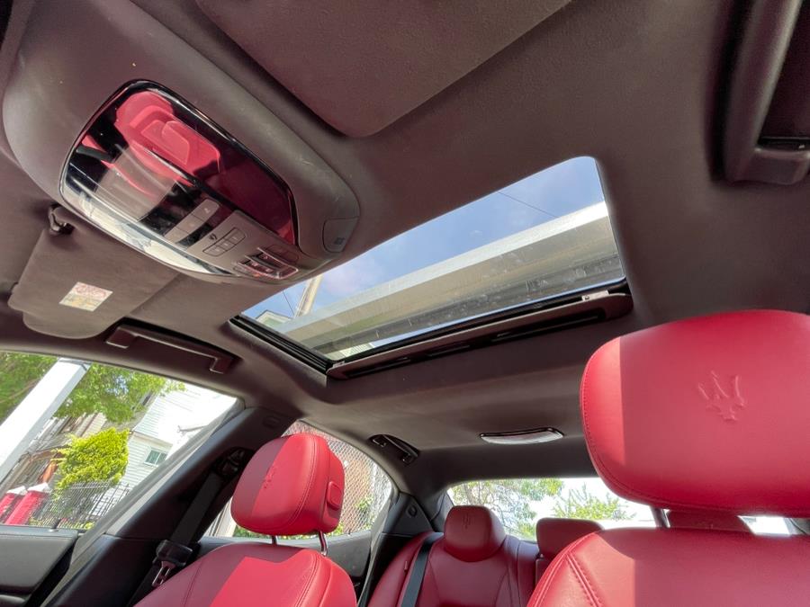 2018 Maserati Ghibli S GranLusso 3.0L, available for sale in Jamaica, New York | Sunrise Autoland. Jamaica, New York 2018 Maserati Ghibli S GranLusso 3.0L, available for sale in Jamaica, New York | Sunrise Autoland. Jamaica, New York