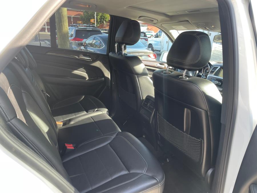 2014 Mercedes-Benz M-Class 4MATIC 4dr ML350, available for sale in Jamaica, New York | Sunrise Autoland. Jamaica, New York 2014 Mercedes-Benz M-Class 4MATIC 4dr ML350, available for sale in Jamaica, New York | Sunrise Autoland. Jamaica, New York