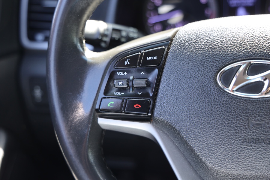 2017 Hyundai Tucson Limited AWD, available for sale in Jamaica, New York | Hillside Auto Mall Inc.. Jamaica, New York 2017 Hyundai Tucson Limited AWD, available for sale in Jamaica, New York | Hillside Auto Mall Inc.. Jamaica, New York