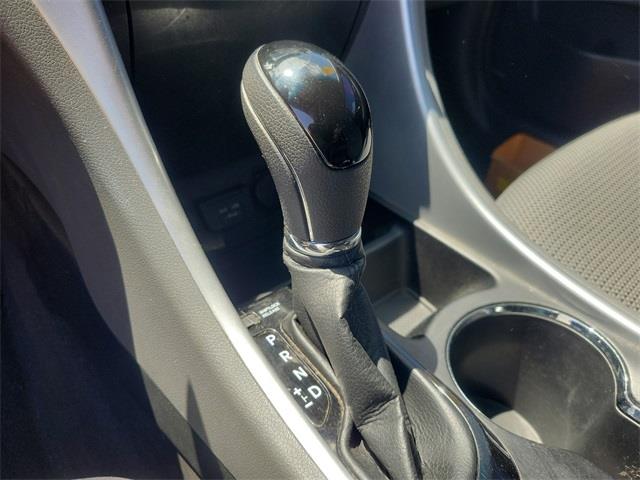2012 Hyundai Sonata GLS, available for sale in Stratford, Connecticut | Wiz Leasing Inc. Stratford, Connecticut 2012 Hyundai Sonata GLS, available for sale in Stratford, Connecticut | Wiz Leasing Inc. Stratford, Connecticut