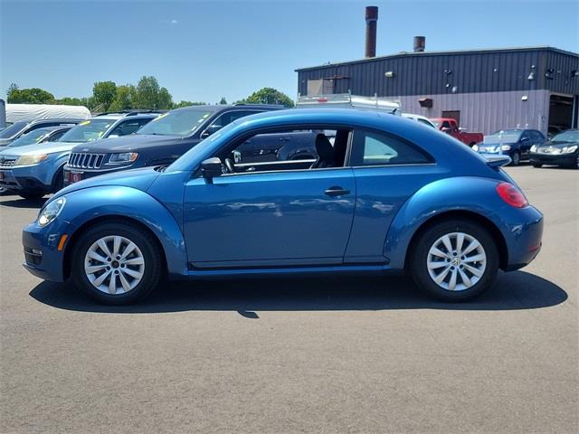 2016 Volkswagen Beetle 1.8T Classic, available for sale in Stratford, Connecticut | Wiz Leasing Inc. Stratford, Connecticut 2016 Volkswagen Beetle 1.8T Classic, available for sale in Stratford, Connecticut | Wiz Leasing Inc. Stratford, Connecticut