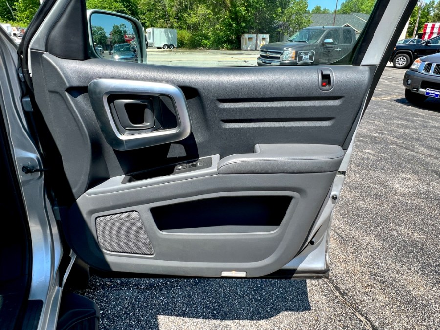 2007 Honda Ridgeline 4WD Crew Cab RTL w/Leather, available for sale in Manchester, New Hampshire | Second Street Auto Sales Inc. Manchester, New Hampshire 2007 Honda Ridgeline 4WD Crew Cab RTL w/Leather, available for sale in Manchester, New Hampshire | Second Street Auto Sales Inc. Manchester, New Hampshire