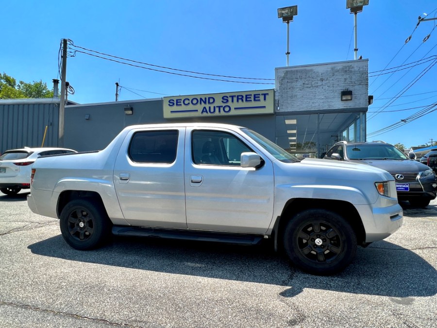 2007 Honda Ridgeline 4WD Crew Cab RTL w/Leather, available for sale in Manchester, New Hampshire | Second Street Auto Sales Inc. Manchester, New Hampshire