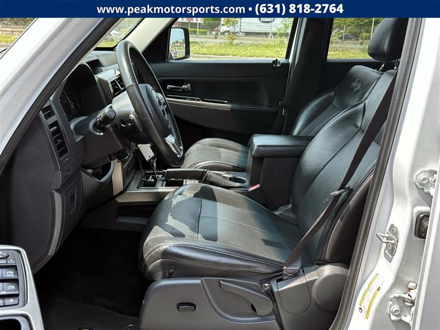 2011 Jeep Liberty 4WD 4dr Limited, available for sale in Bayshore, New York | Peak Automotive Inc.. Bayshore, New York 2011 Jeep Liberty 4WD 4dr Limited, available for sale in Bayshore, New York | Peak Automotive Inc.. Bayshore, New York
