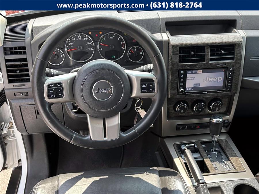 2011 Jeep Liberty 4WD 4dr Limited, available for sale in Bayshore, New York | Peak Automotive Inc.. Bayshore, New York 2011 Jeep Liberty 4WD 4dr Limited, available for sale in Bayshore, New York | Peak Automotive Inc.. Bayshore, New York