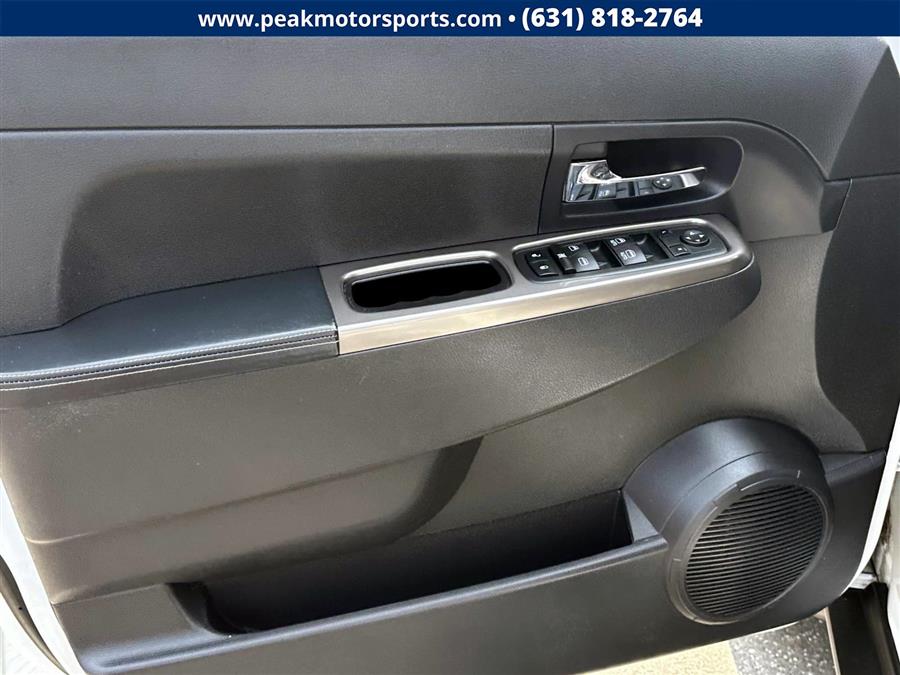 2011 Jeep Liberty 4WD 4dr Limited, available for sale in Bayshore, New York | Peak Automotive Inc.. Bayshore, New York 2011 Jeep Liberty 4WD 4dr Limited, available for sale in Bayshore, New York | Peak Automotive Inc.. Bayshore, New York
