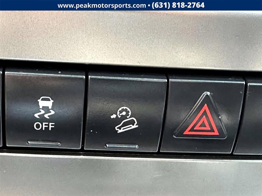 2011 Jeep Liberty 4WD 4dr Limited, available for sale in Bayshore, New York | Peak Automotive Inc.. Bayshore, New York 2011 Jeep Liberty 4WD 4dr Limited, available for sale in Bayshore, New York | Peak Automotive Inc.. Bayshore, New York