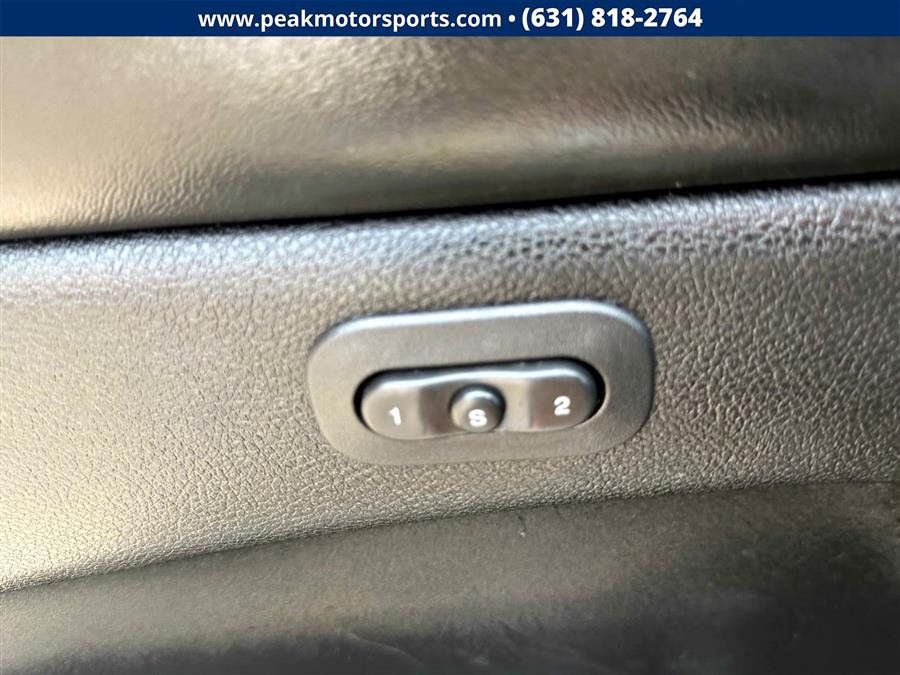 2012 Dodge Durango AWD 4dr R/T, available for sale in Bayshore, New York | Peak Automotive Inc.. Bayshore, New York 2012 Dodge Durango AWD 4dr R/T, available for sale in Bayshore, New York | Peak Automotive Inc.. Bayshore, New York