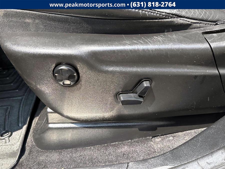 2012 Dodge Durango AWD 4dr R/T, available for sale in Bayshore, New York | Peak Automotive Inc.. Bayshore, New York 2012 Dodge Durango AWD 4dr R/T, available for sale in Bayshore, New York | Peak Automotive Inc.. Bayshore, New York
