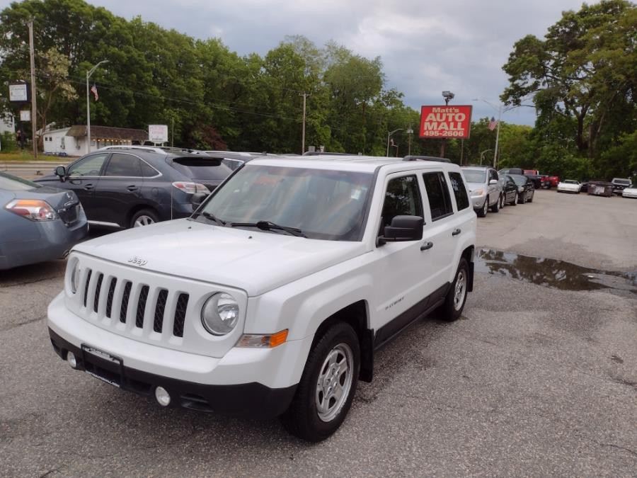 2016 Jeep Patriot FWD 4dr Sport, available for sale in Chicopee, Massachusetts | Matts Auto Mall LLC. Chicopee, Massachusetts