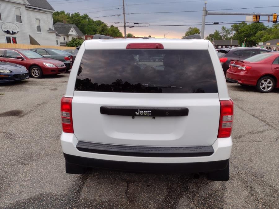 2016 Jeep Patriot FWD 4dr Sport, available for sale in Chicopee, Massachusetts | Matts Auto Mall LLC. Chicopee, Massachusetts 2016 Jeep Patriot FWD 4dr Sport, available for sale in Chicopee, Massachusetts | Matts Auto Mall LLC. Chicopee, Massachusetts
