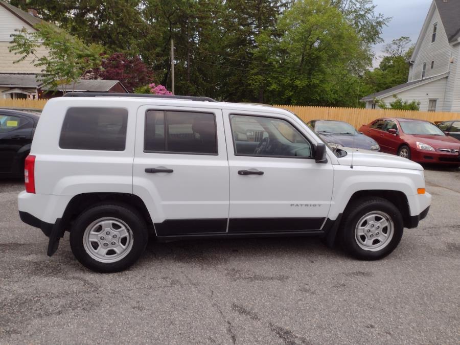 2016 Jeep Patriot FWD 4dr Sport, available for sale in Chicopee, Massachusetts | Matts Auto Mall LLC. Chicopee, Massachusetts 2016 Jeep Patriot FWD 4dr Sport, available for sale in Chicopee, Massachusetts | Matts Auto Mall LLC. Chicopee, Massachusetts