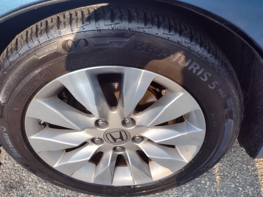 2009 Honda Civic Sdn 4dr Auto EX, available for sale in Chicopee, Massachusetts | Matts Auto Mall LLC. Chicopee, Massachusetts 2009 Honda Civic Sdn 4dr Auto EX, available for sale in Chicopee, Massachusetts | Matts Auto Mall LLC. Chicopee, Massachusetts