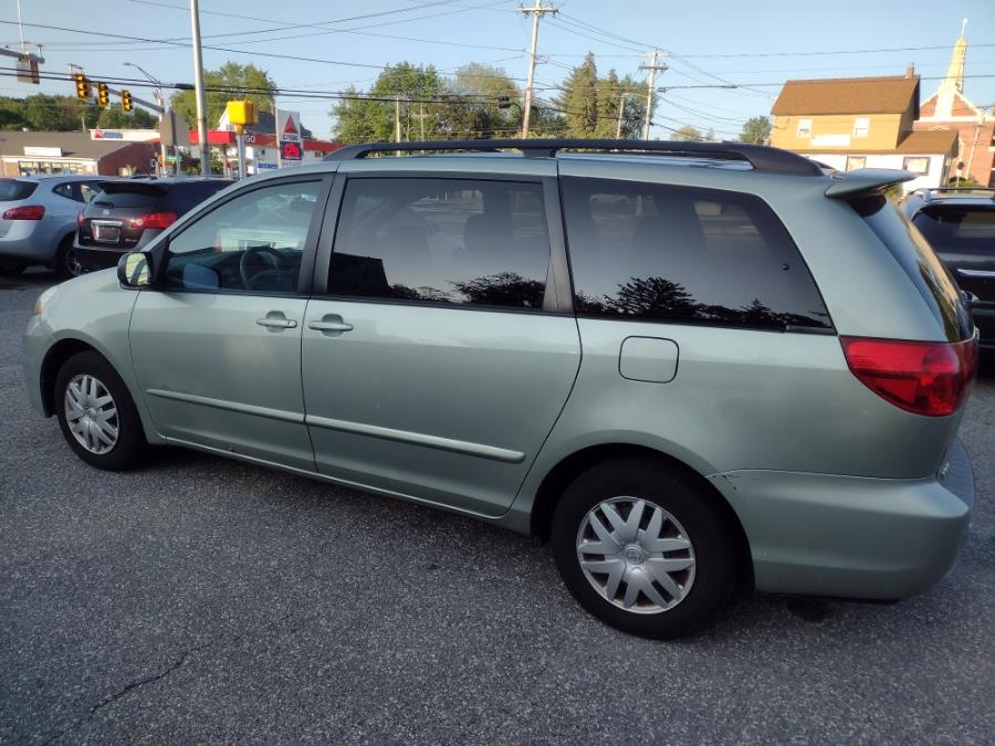 2010 Toyota Sienna 5dr 8-Pass Van LE FWD, available for sale in Chicopee, Massachusetts | Matts Auto Mall LLC. Chicopee, Massachusetts 2010 Toyota Sienna 5dr 8-Pass Van LE FWD, available for sale in Chicopee, Massachusetts | Matts Auto Mall LLC. Chicopee, Massachusetts